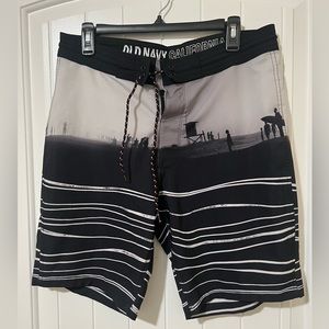 Old Navy Swim Trunks Size 32